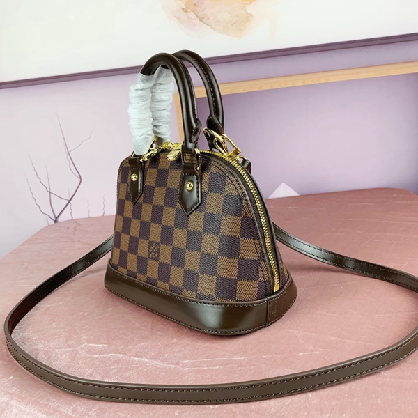 ルイヴィトンバッグ内部構造